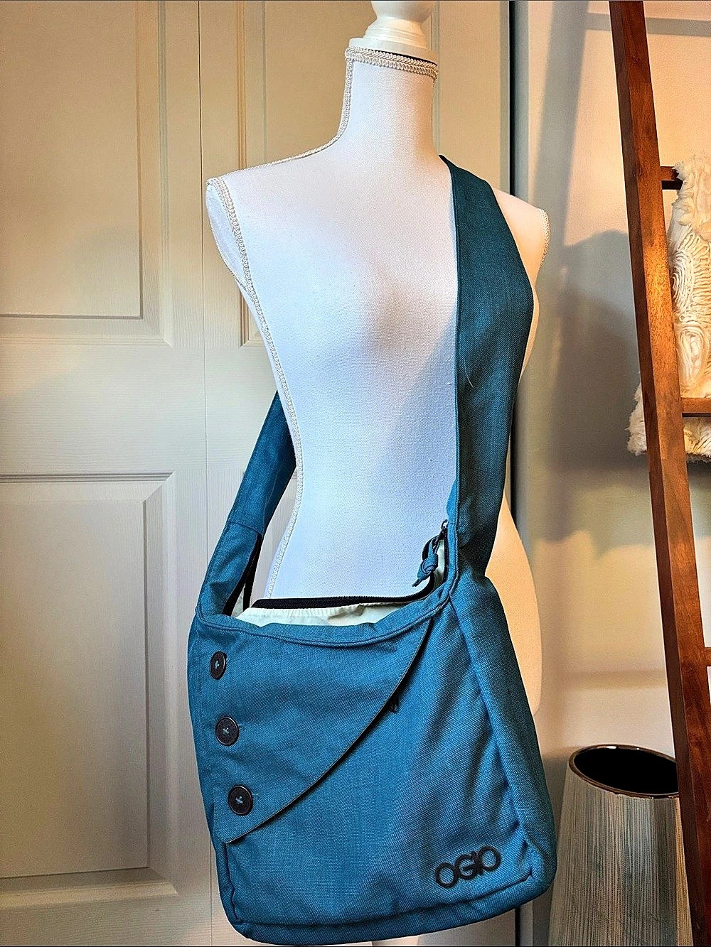 OGIO Brooklyn Tablet Purse Crossbody Bag Blue